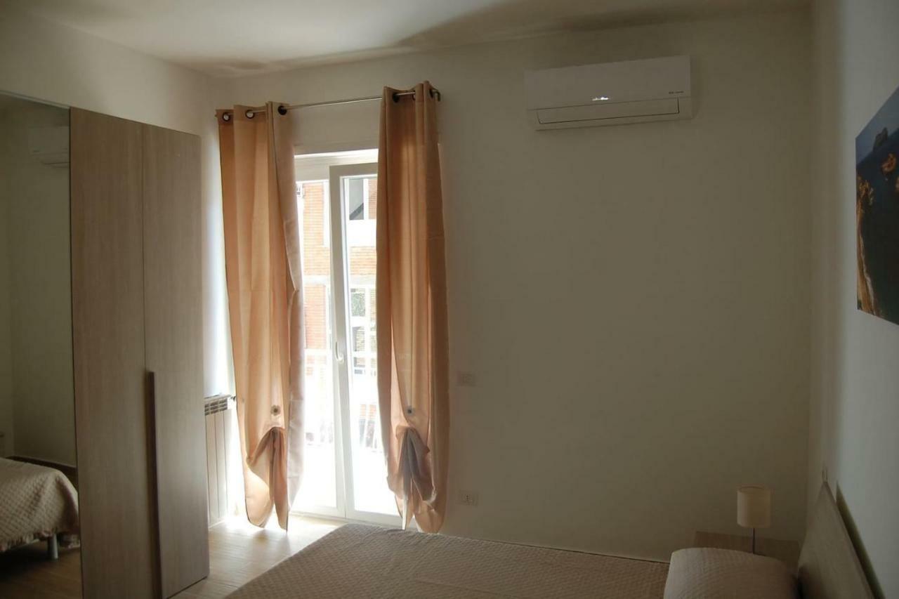 Appartement La Casa Di Nina à Minturno Extérieur photo