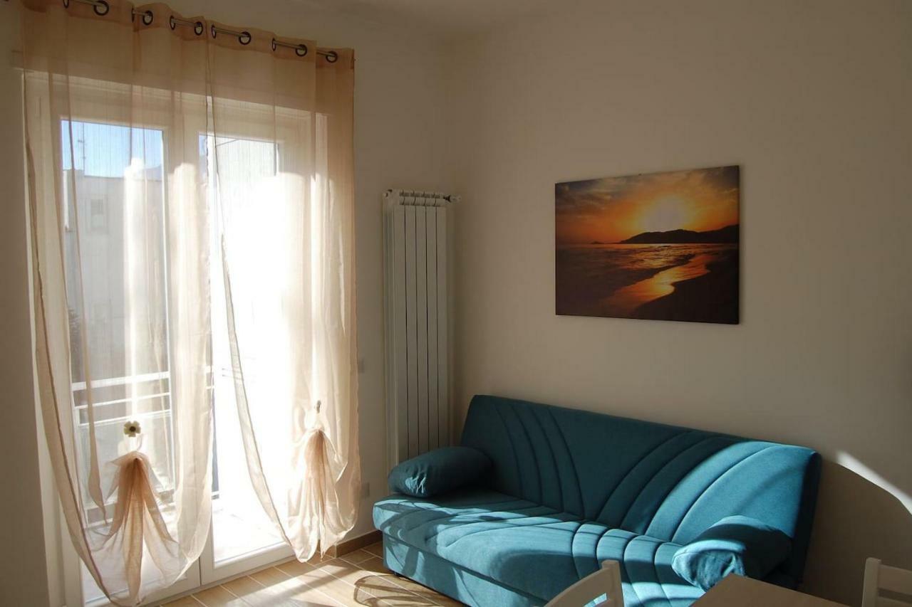 Appartement La Casa Di Nina à Minturno Extérieur photo
